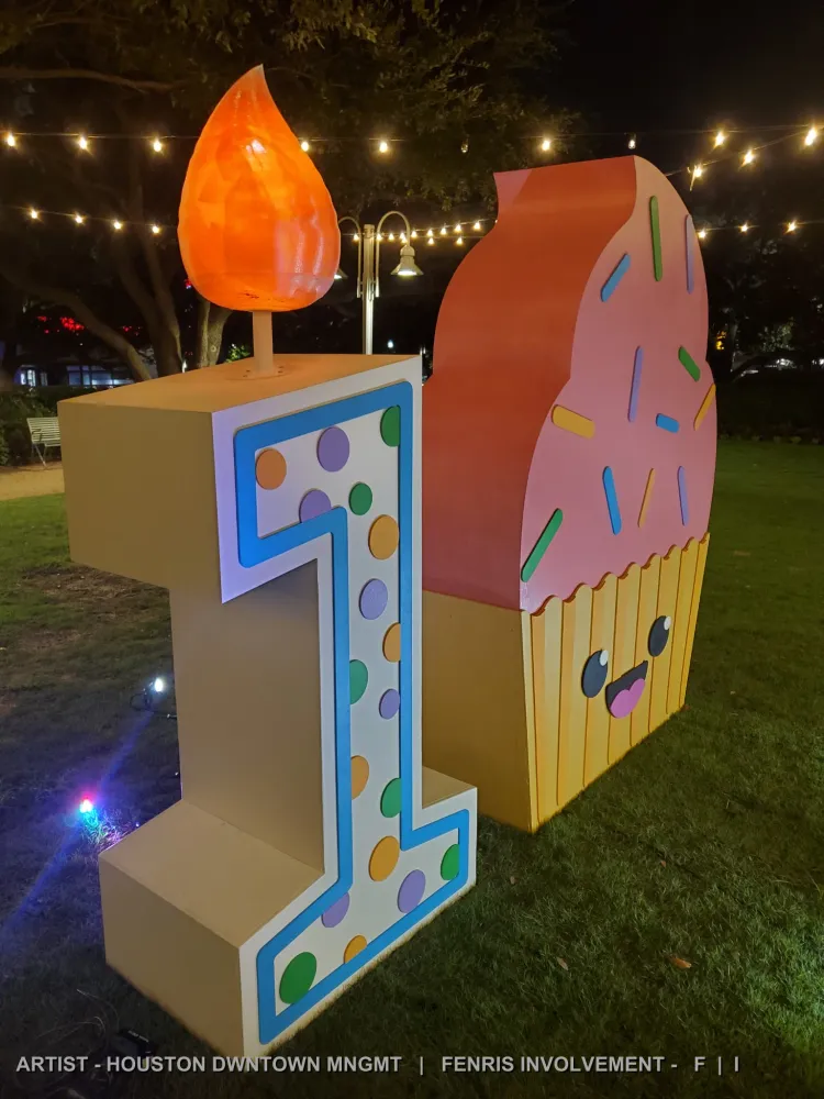 #10 Cupcake. Artist: Houston Downtown Management. Fenris involvement: Fabrication, Installation.
