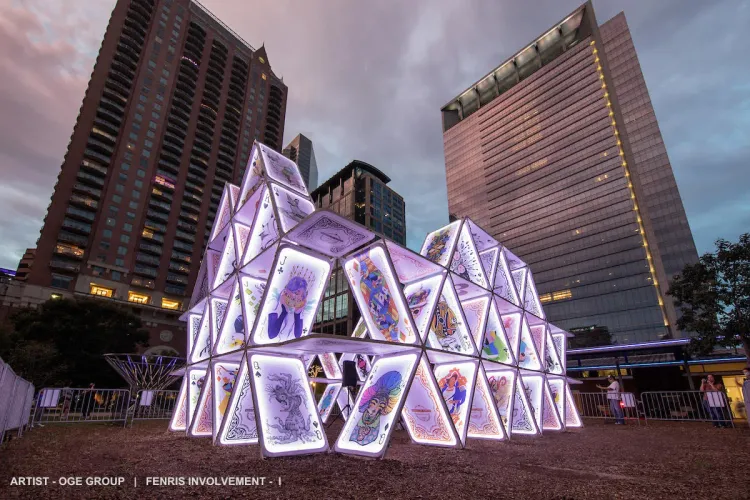 House of Cards. Artist: OGE Group. Fenris involvement: Installation.
